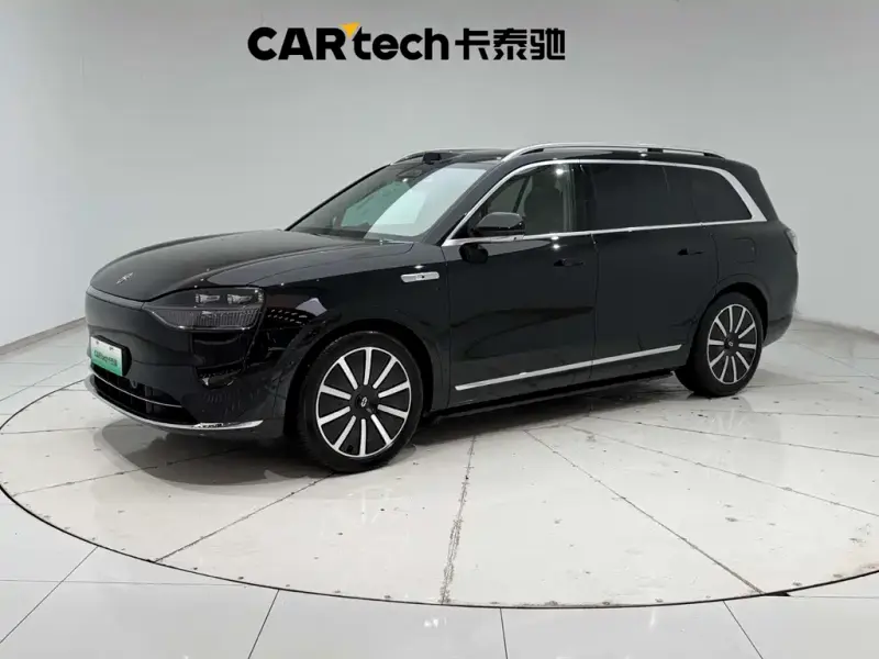 AITO M9, 2025