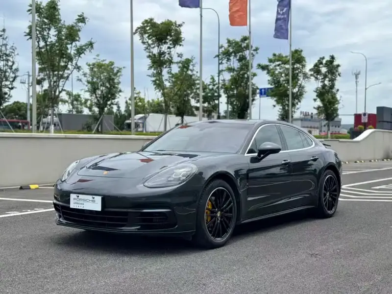 Porsche Panamera, 2020