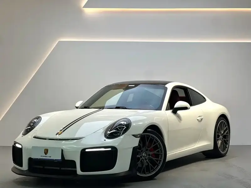 Porsche 911, 2016