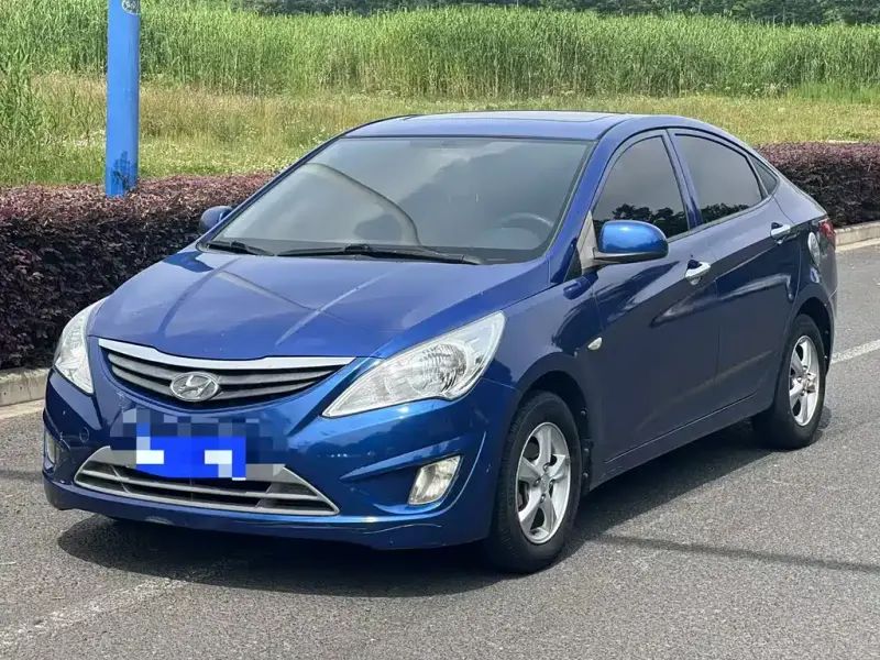 Hyundai Verna, 2010