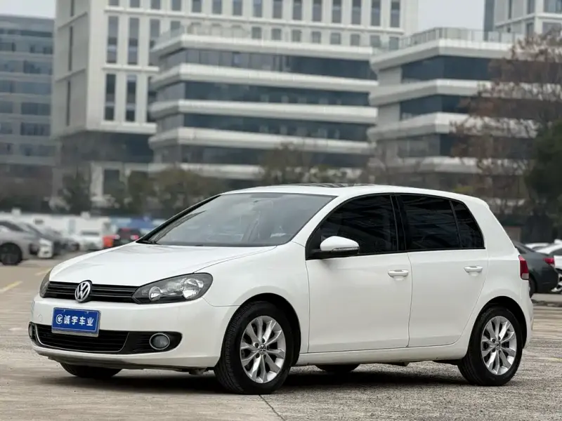 Volkswagen Golf, 2013