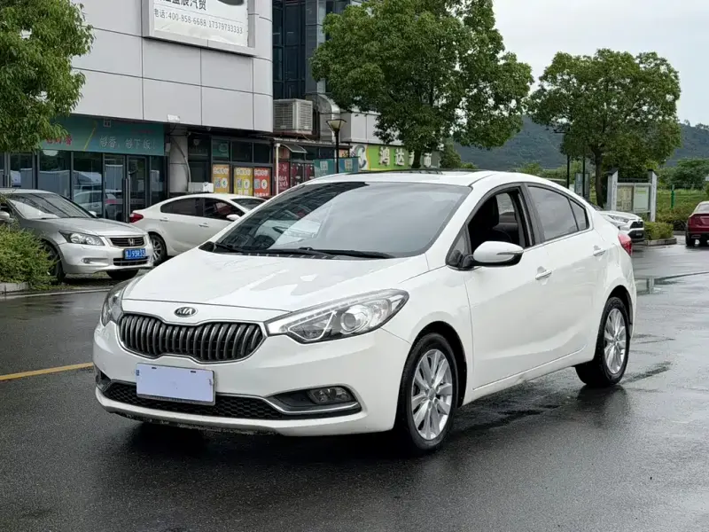 Kia K3, 2015