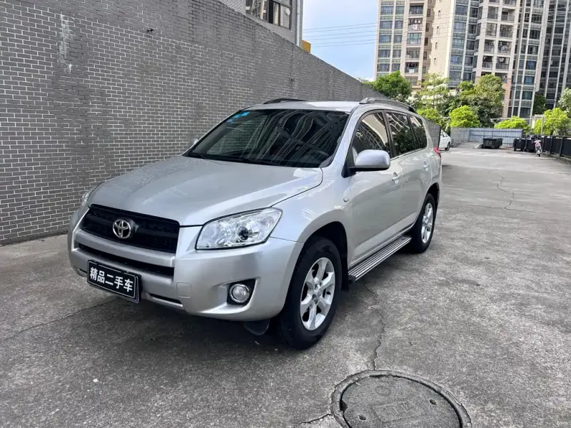 Toyota RAV4, 2012