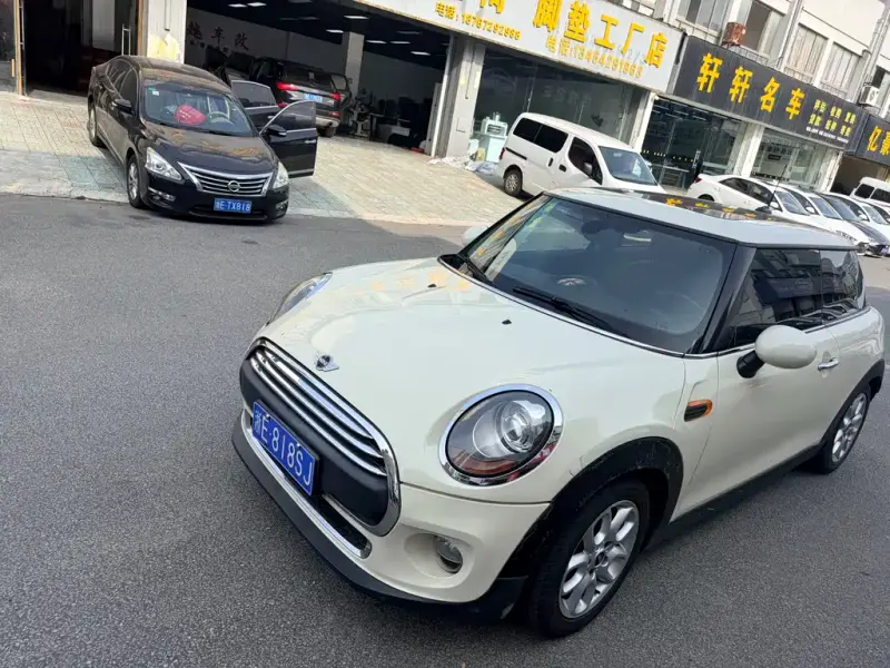 MINI Mini, 2017