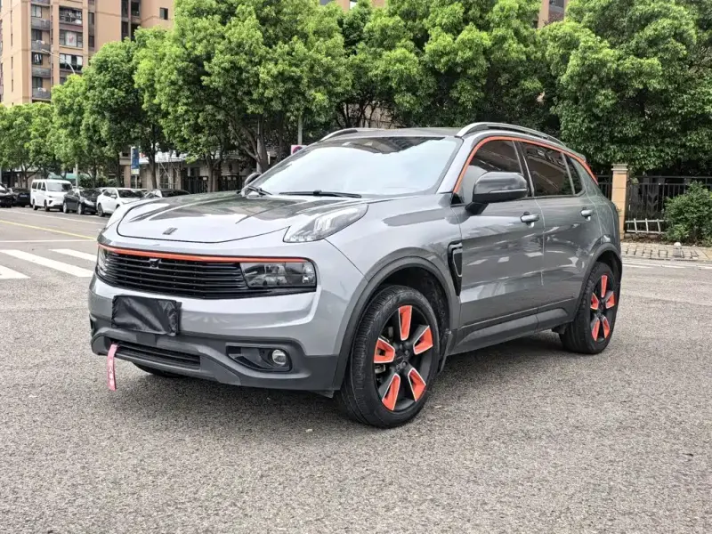 Lynk & Co 01, 2020