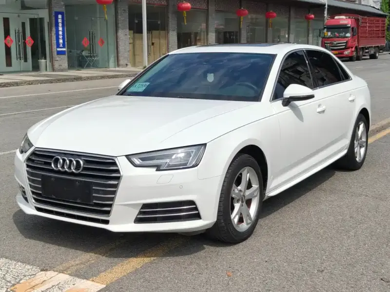 Audi A4L, 2017