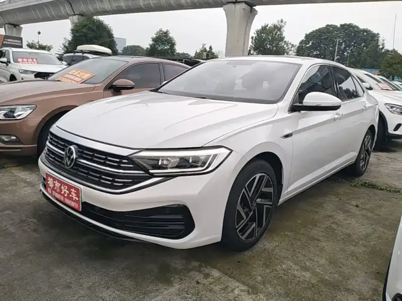 Volkswagen Sagitar, 2023