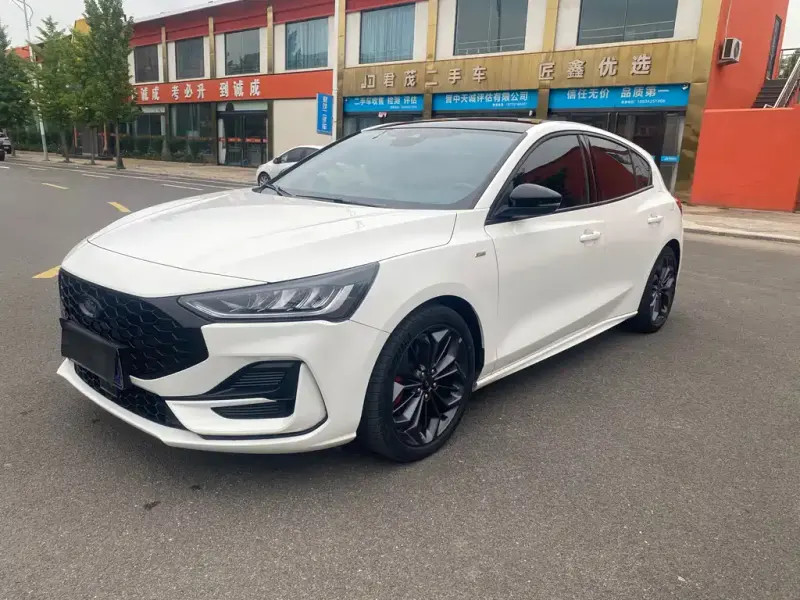 Ford Focus, 2022