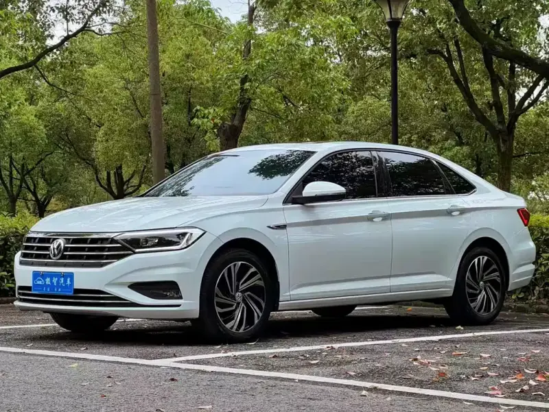 Volkswagen Sagitar, 2022
