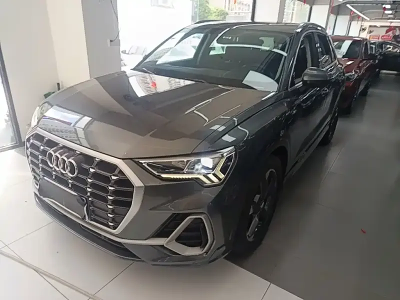 Audi Q3, 2020