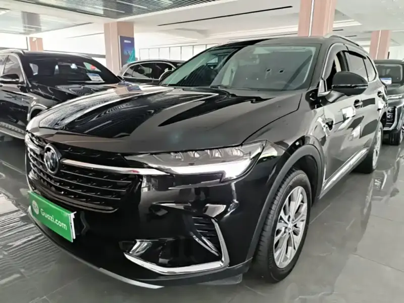 Buick Envision Plus, 2022