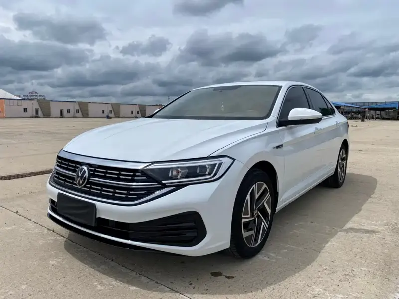 Volkswagen Sagitar, 2022