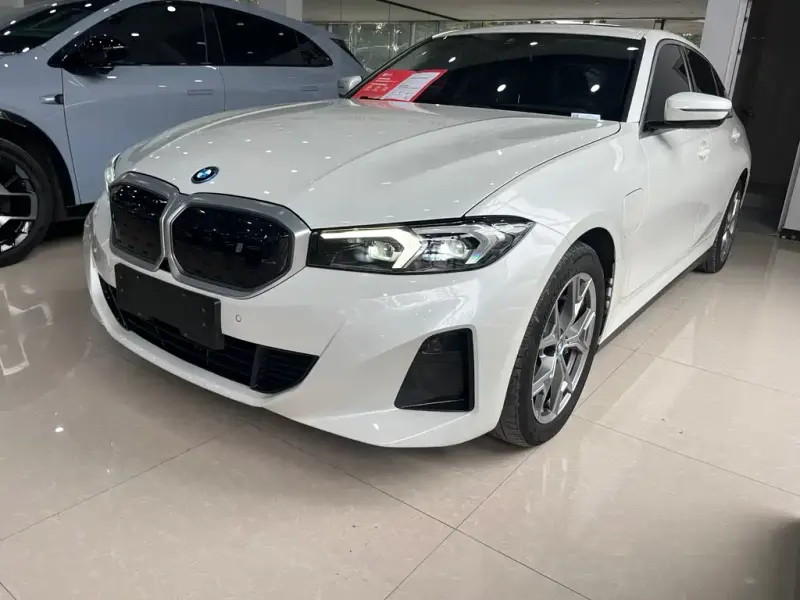 BMW i3, 2024