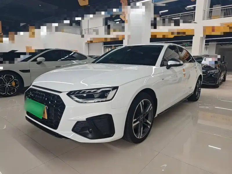 Audi A4L, 2022