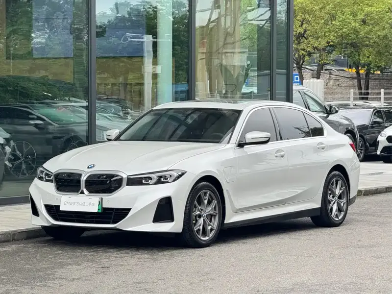 BMW i3, 2024