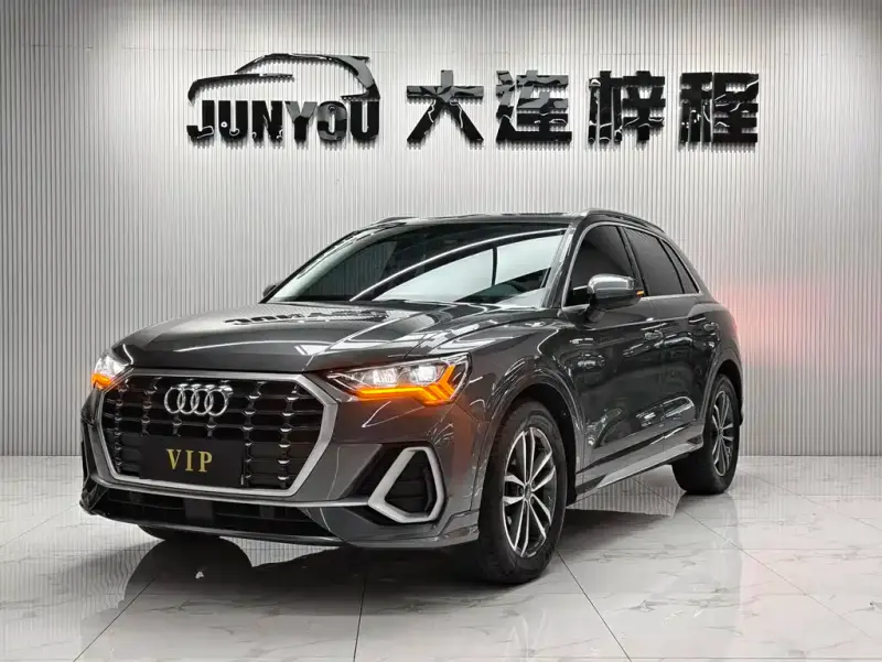 Audi Q3, 2022