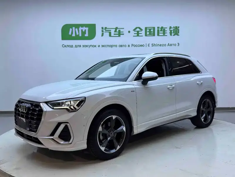 Audi Q3, 2022