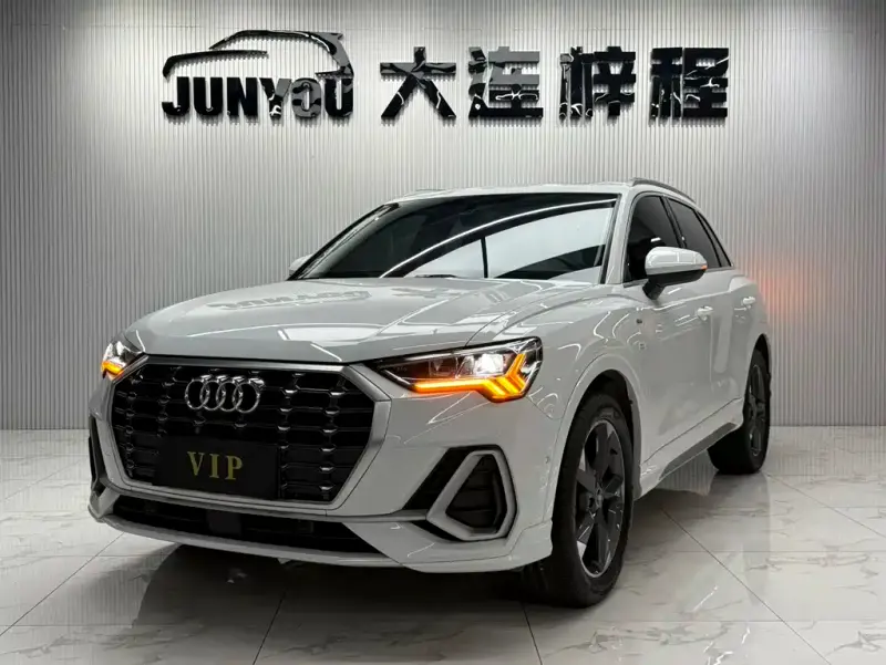 Audi Q3, 2023