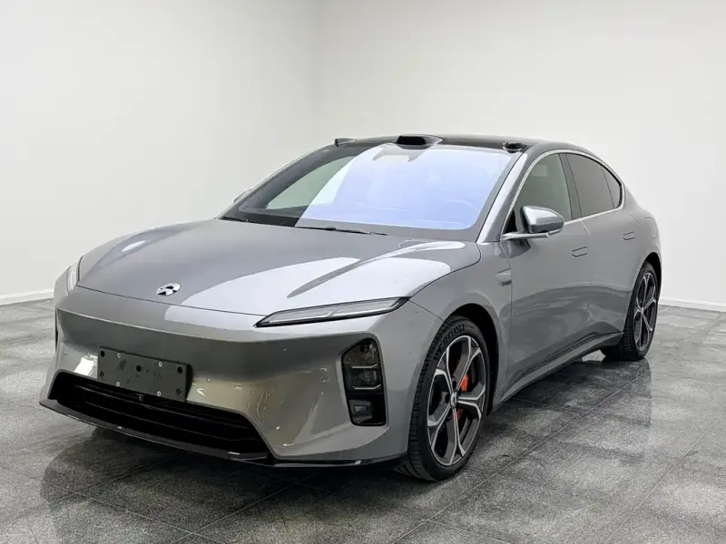 NIO ET5, 2025