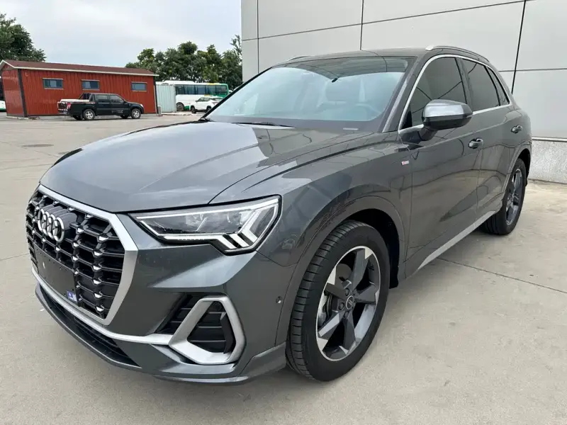 Audi Q3, 2022