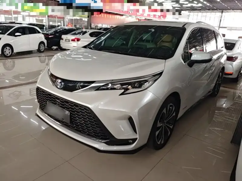 Toyota Granvia, 2023