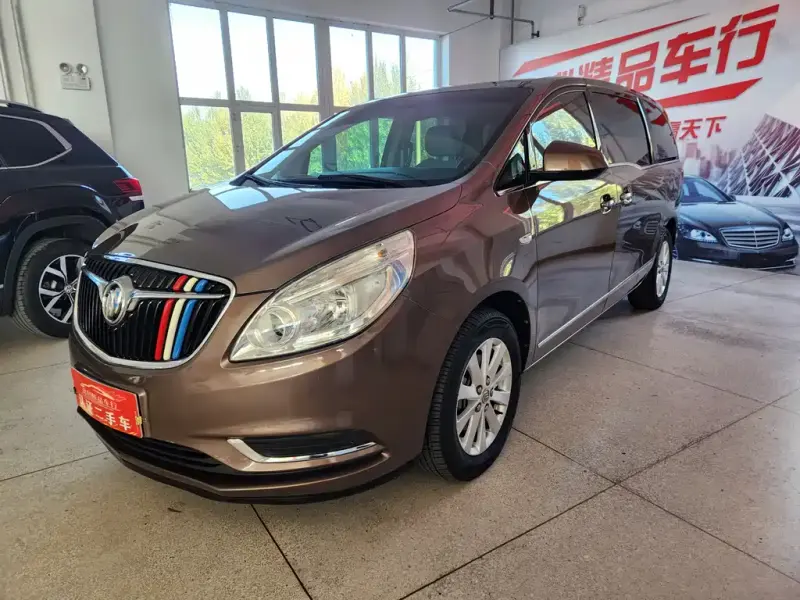 Buick GL8, 2019