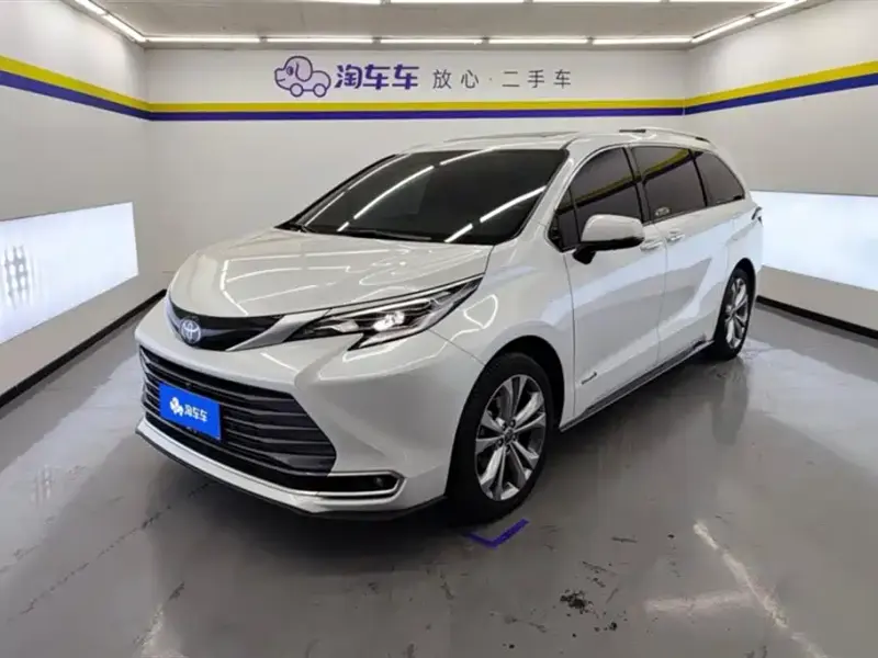 Toyota Sienna, 2023