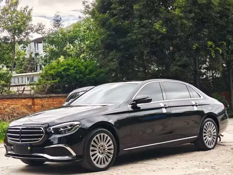 Mercedes-Benz E-Class, 2022