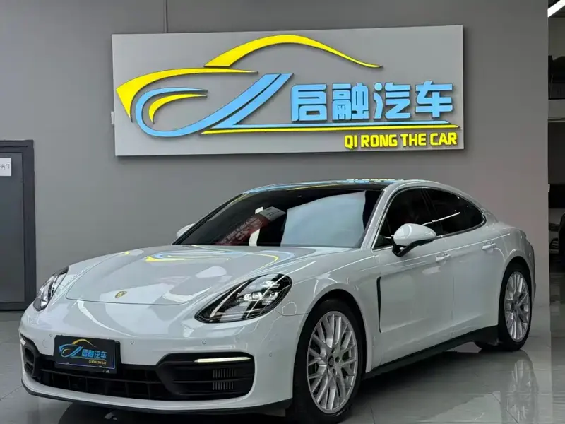 Porsche Panamera, 2021