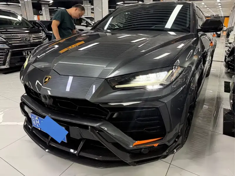 Lamborghini Urus, 2020