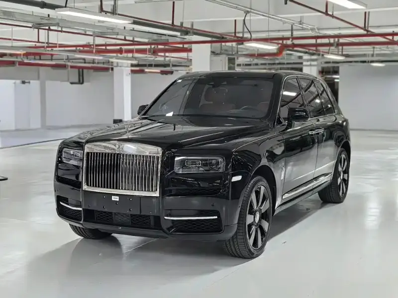 Rolls-Royce Cullinan, 2022