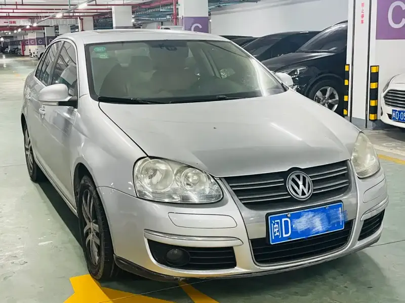 Volkswagen Sagitar, 2010