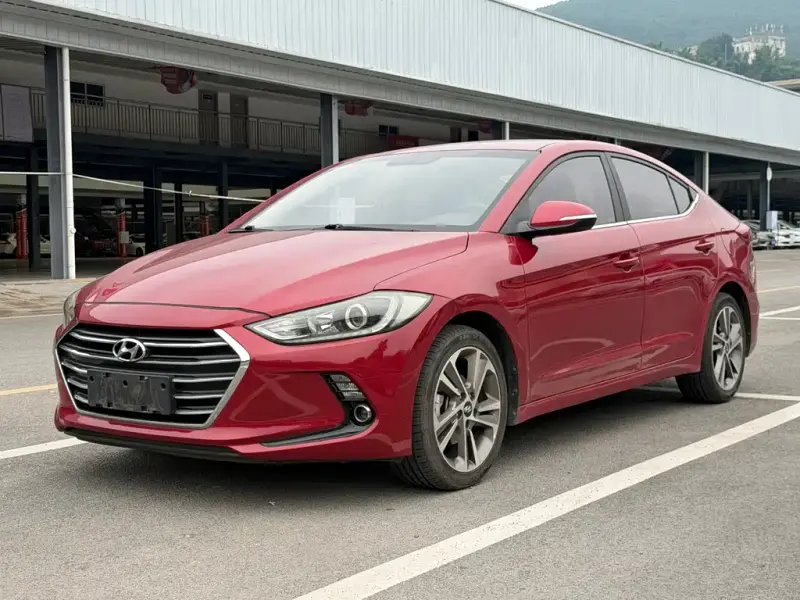 Hyundai Elantra, 2016