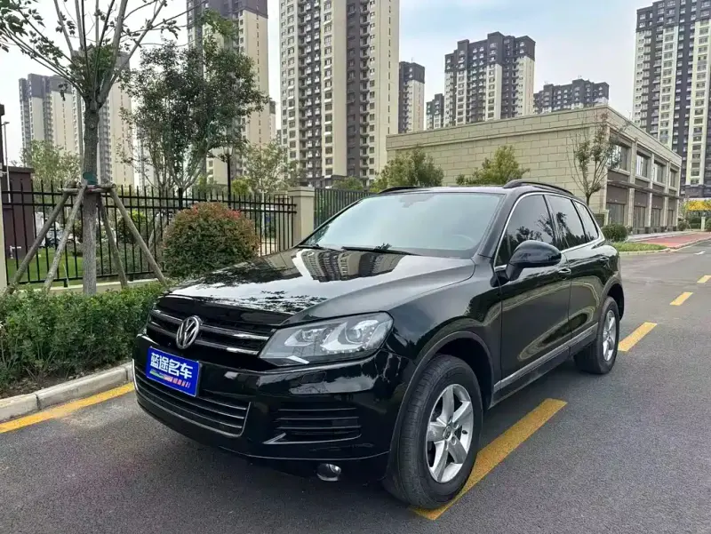 Volkswagen Touareg, 2012