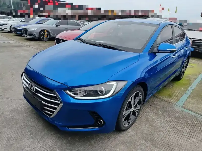 Hyundai Elantra, 2019
