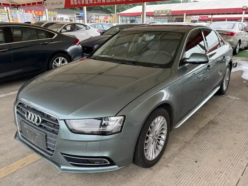Audi A4L, 2015