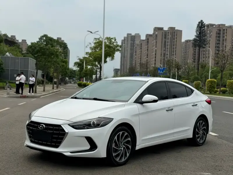 Hyundai Elantra, 2020