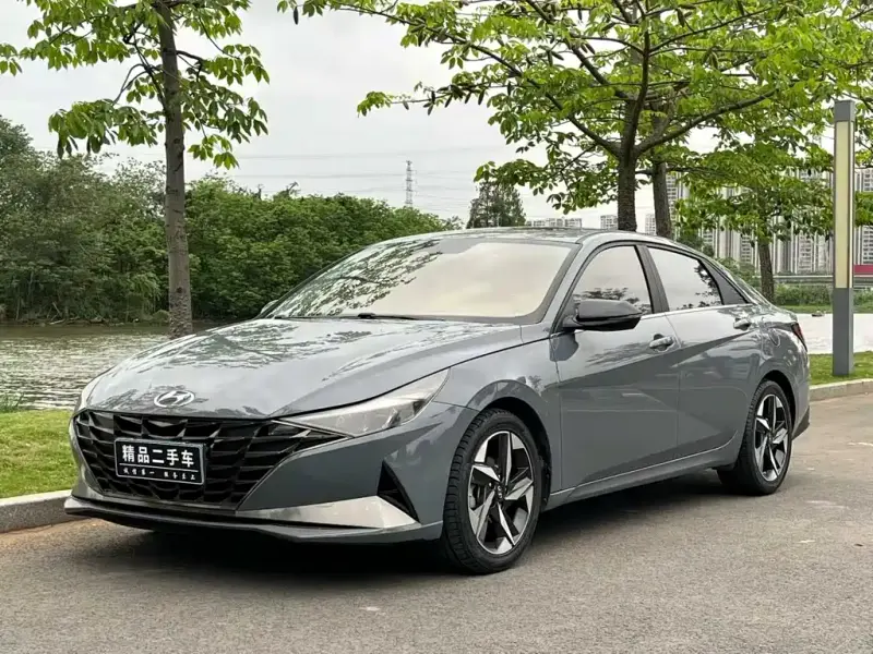 Hyundai Elantra, 2021