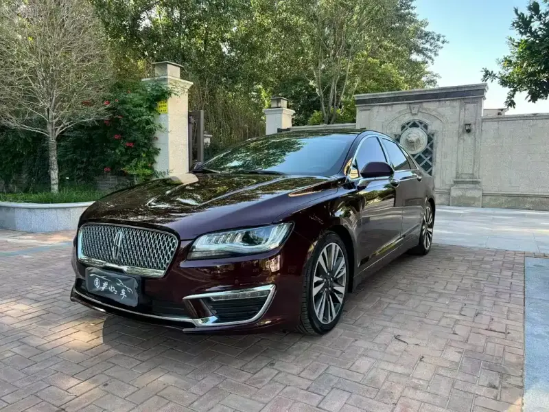 Lincoln MKZ, 2017