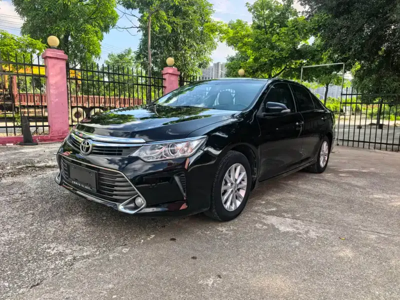 Toyota Camry, 2015