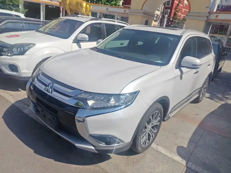 Mitsubishi Outlander, 2018