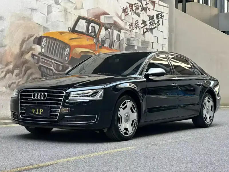 Audi A8, 2011