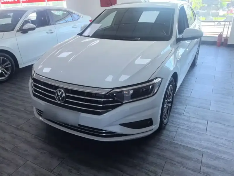 Volkswagen Sagitar, 2020