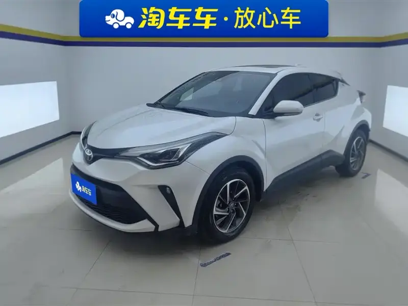 Toyota C-HR, 2022