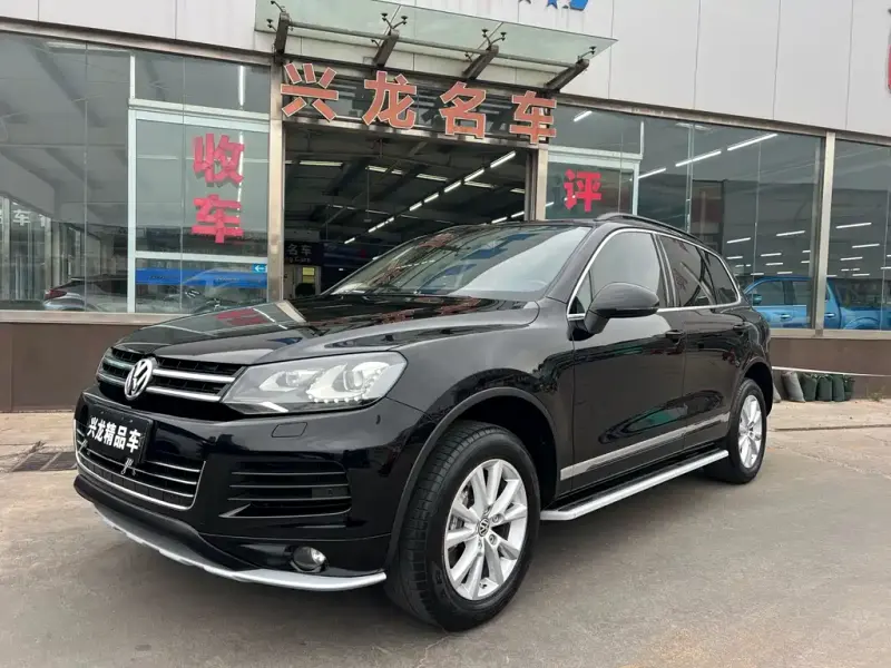 Volkswagen Touareg, 2015