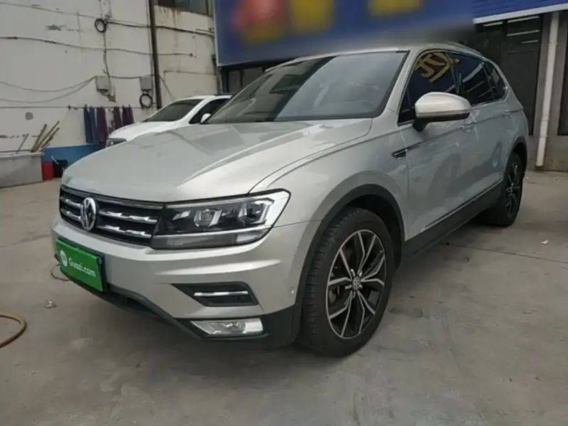 Volkswagen Tiguan L, 2020