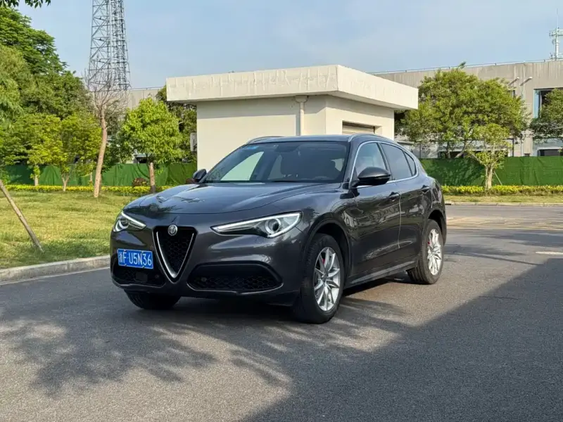 Alfa Romeo Stelvio, 2019