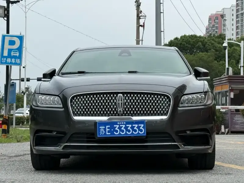 Lincoln Continental, 2018