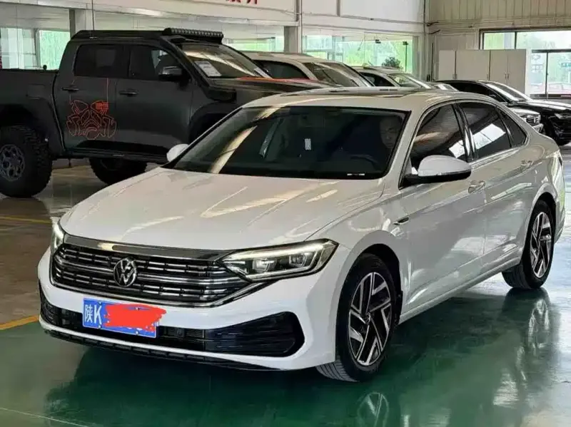 Volkswagen Sagitar, 2022