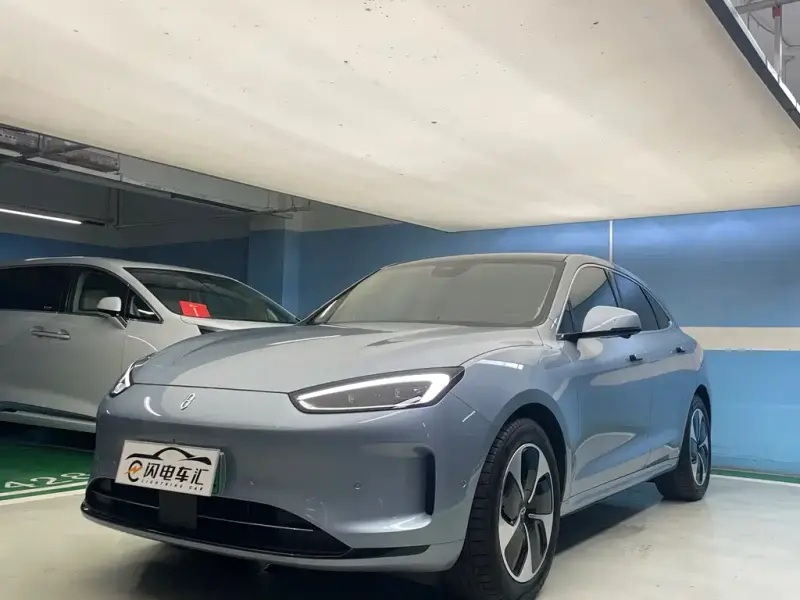 AITO M5, 2023